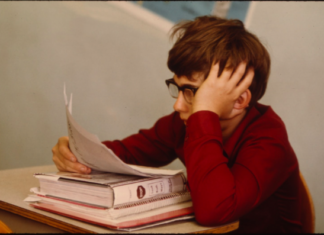 7 Clues To Beat Those Exam Blues Child Studying