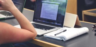 8 Sure-Fire Ways To Keep You Awake in Class Stay awake in class!