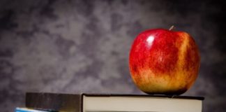 6 Superfoods to Help You Prepare For Exams!