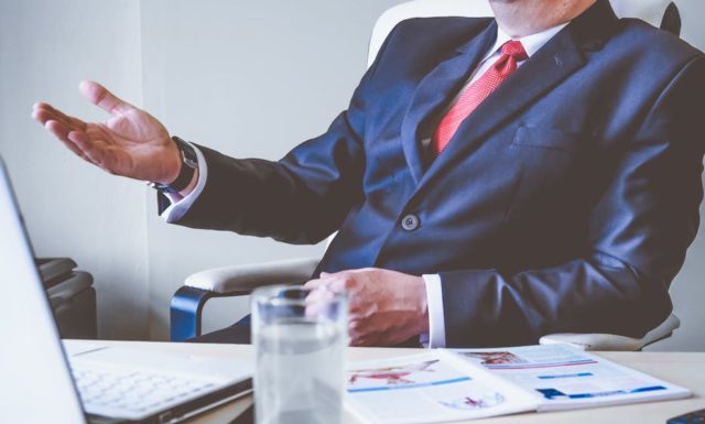 5 Ways to be Friendly With Your Boss!