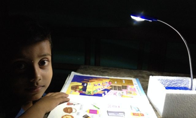 A Social Worker In A Bihar Village Is Changing The Lives Of Thousands Of Students Through Rural Education!