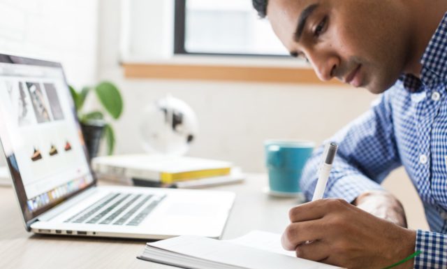 Feeling Hopeless Because You Can’t Find A Job? Here’s How You Can Better Your Job Search!