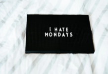 Here’s How To Stay Positive At A Job You Don’t Like! How to stay positive, happiness at work