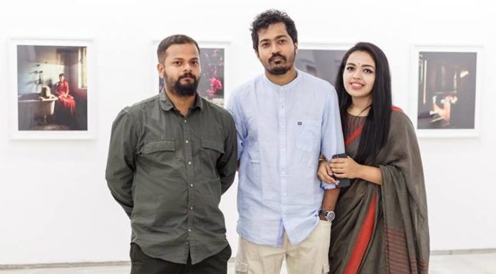 Meet The 28-Year Old Photographer Documenting Stories Of Vulnerable Indians Forgotten Or Shunned By The Society Soumya and his wife at the Experimenter Gallery
